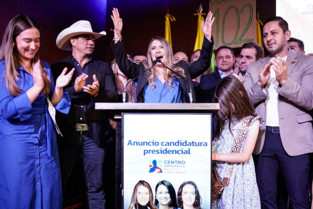 Quién es Paloma Valencia, candidata presidencial del uribismo en Colombia