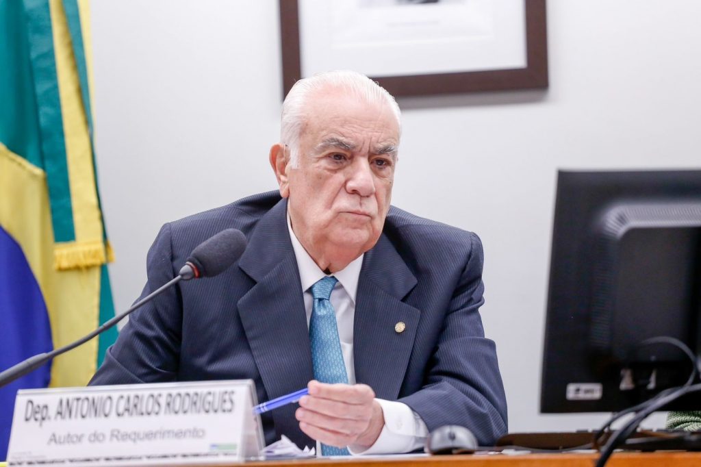 Saiba quem é Antonio Carlos Rodrigues, diputado del PL que assinou cassação de Eduardo Bolsonaro y Ramagem