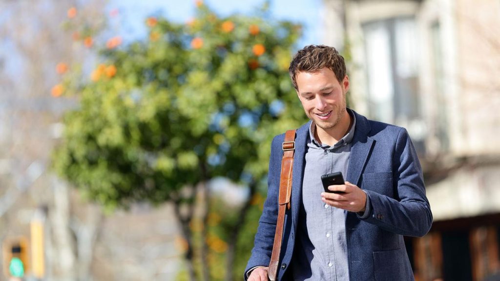 Telefónica ofrece cobertura 5G al 95% de la población catalana y ya llega a 703 municipios