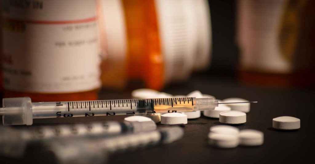 Ecuador busca blindarse del tráfico de precursores usados para elaborar fentanilo – Mundo Trump clasifica el fentanilo como 'arma de destrucción masiva' - Mundo