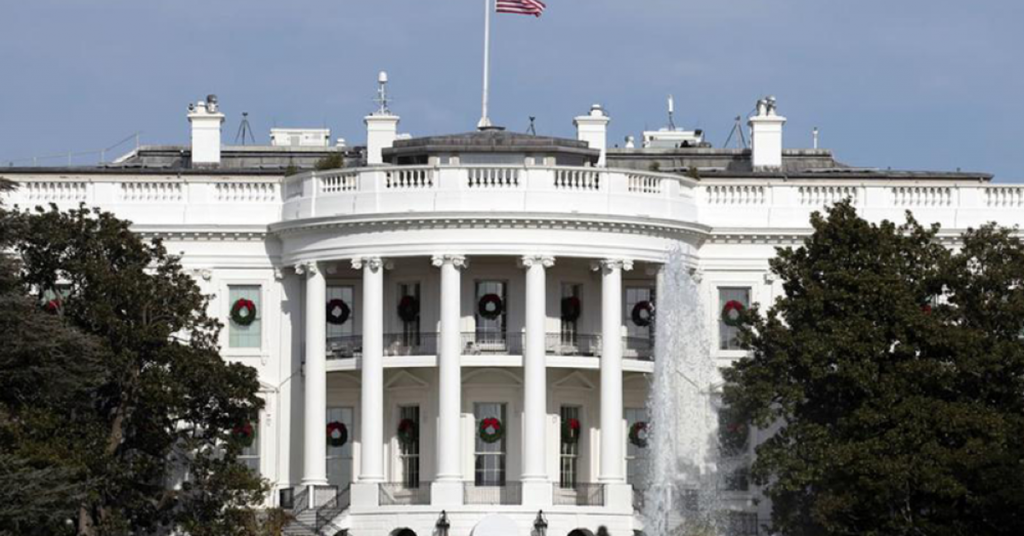 Trump contrata a nuevo arquitecto para el salón de baile de la Casa Blanca - Mundo