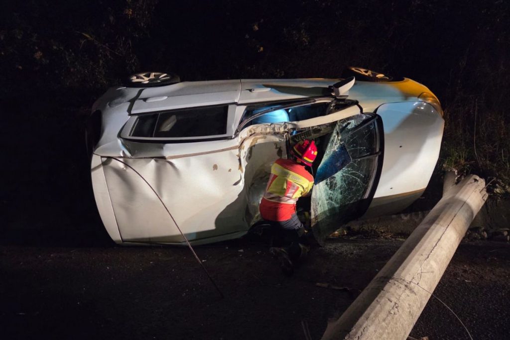 Vía cerrada en el norte de Quito por siniestro de tránsito, este viernes 26 de diciembre