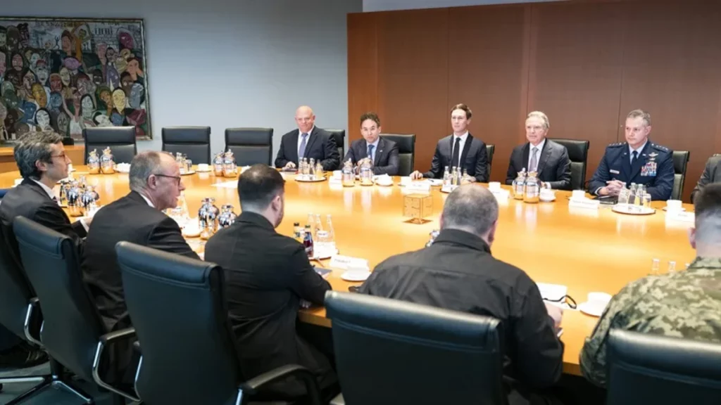 Volodímir Zelenski se reúne en Berlín con los emisarios de Trump para negociar el acuerdo de paz: 'Estamos decididos a avanzar'