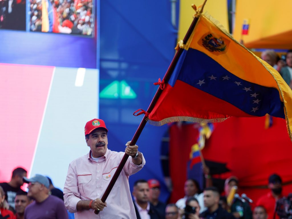 bajo la presión militar de Estados Unidos, Caracas mantiene su ritmo y no muestra temor