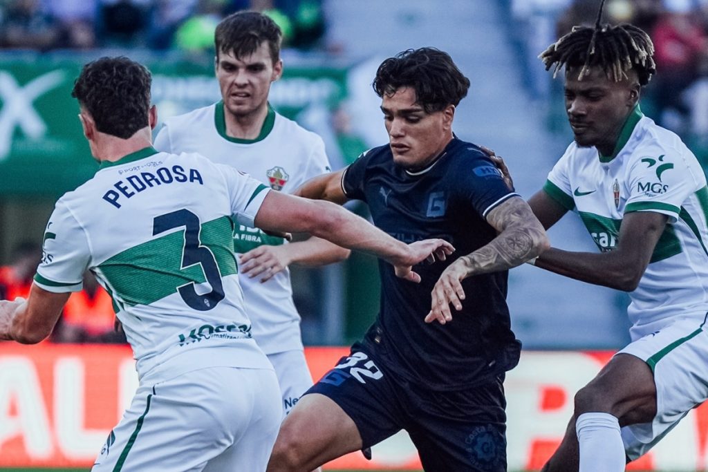 continúa el legado de su padre