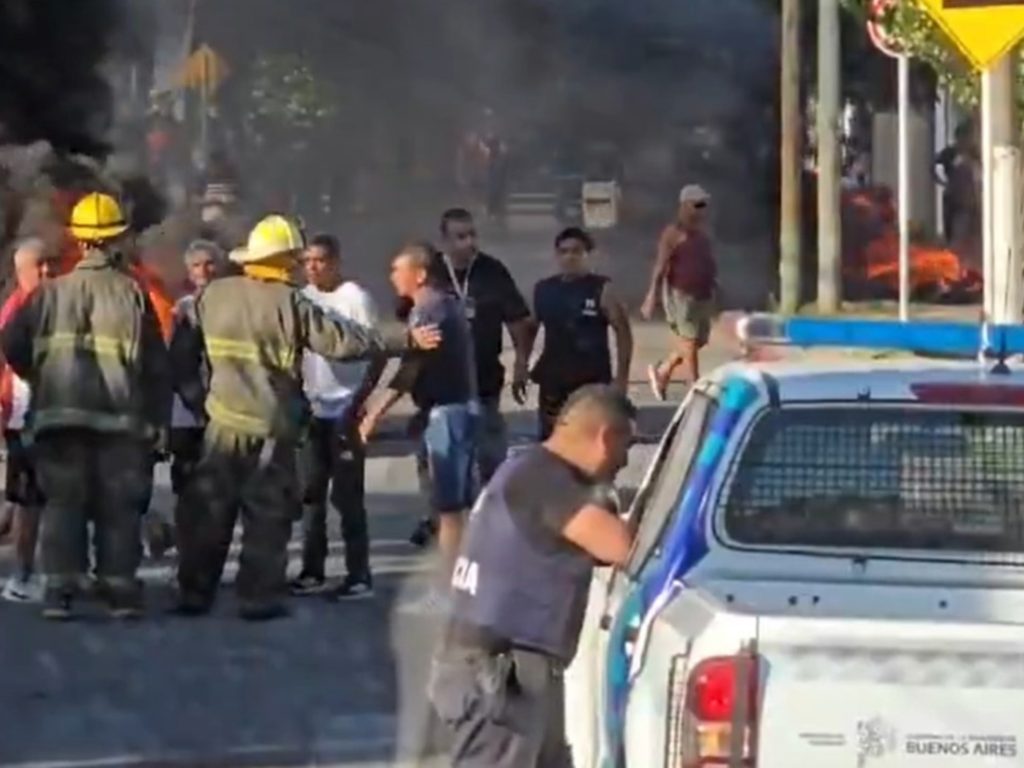 hay paros, cortes y amenazan de no levantar la basura después de Año Nuevo