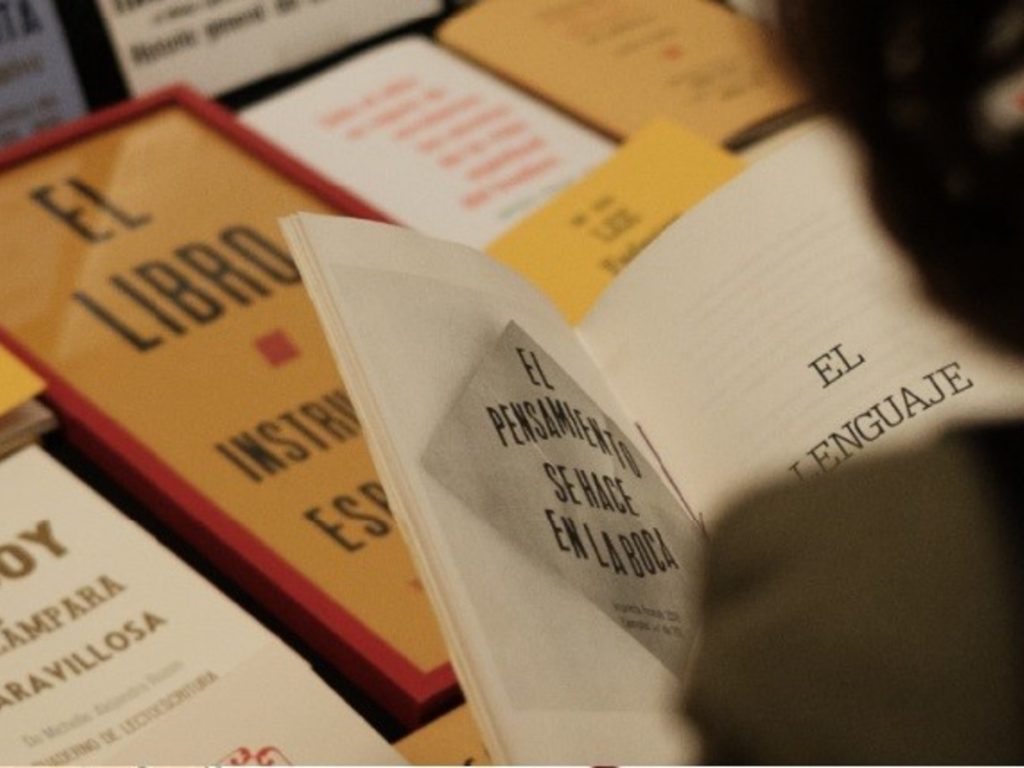 libros raros en San Telmo y arte impreso en Chacarita