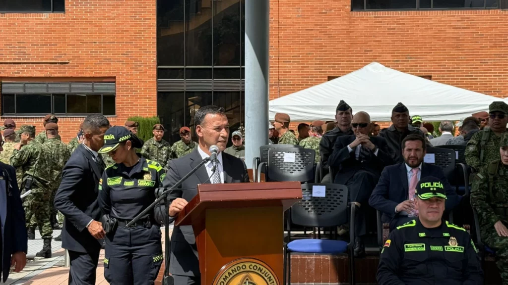 ministro de Defensa habla sobre el general Huertas y sus supuestos vínculos con disidencias