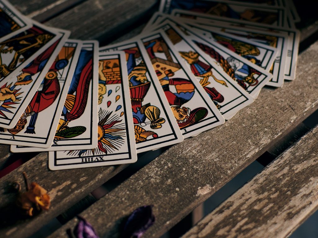 nuevas lecturas, lenguajes simbólicos y búsqueda interior nuevas lecturas, lenguajes simbólicos y búsqueda interior