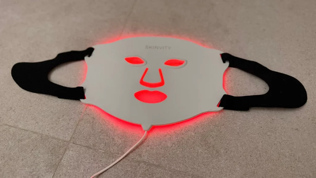qué hace (y qué no) la Silicone LED Mask de Skinvity