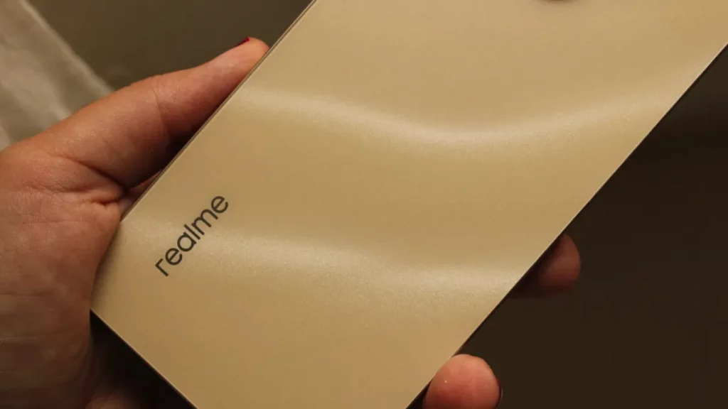 realme lanzará un móvil con 10.001 mAh solo para superar a HONOR por la mínima