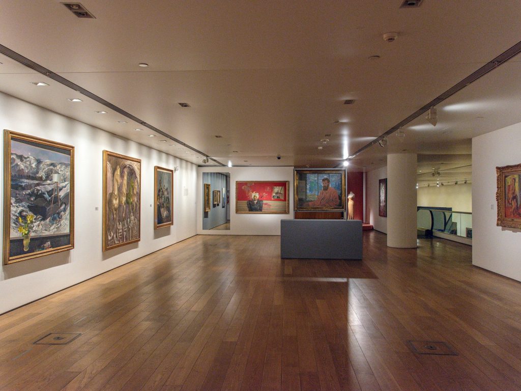 un paseo ecléctico y alucinado de la mano de su nuevo guión