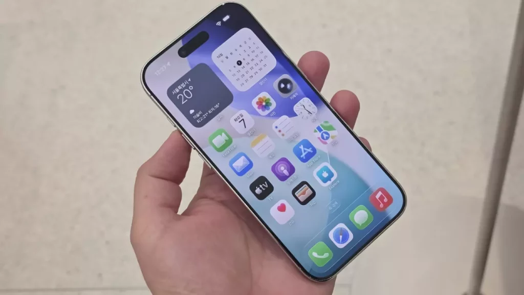 ¿Quién dijo que el iPhone era más seguro? La última actualización de iOS no corrige ni uno ni dos, sino hasta 24 problemas de seguridad