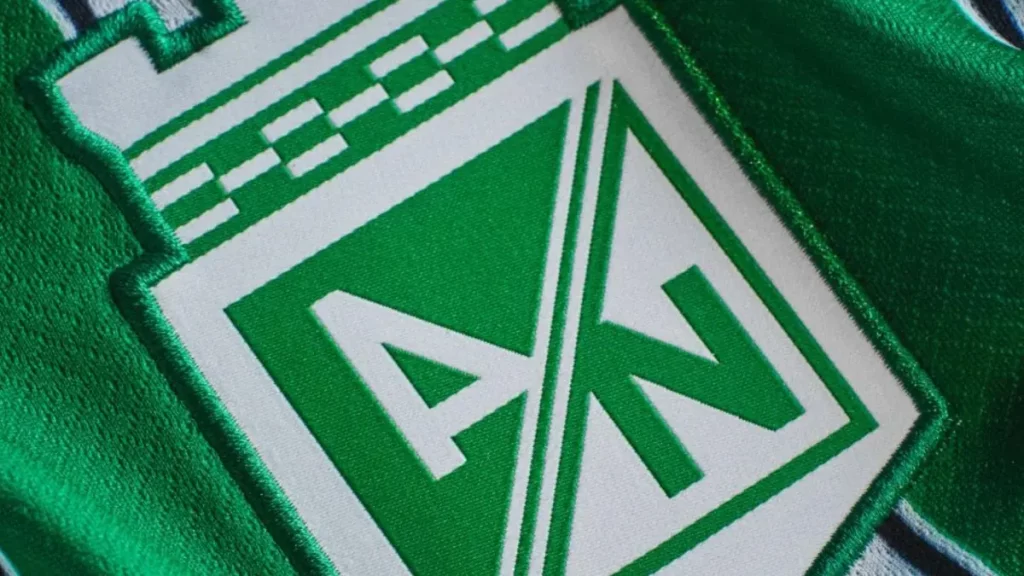 ¿Ya la tiene para la final? Precio y detalles de la nueva camiseta del Atlético Nacional, inspirada en la historia continental