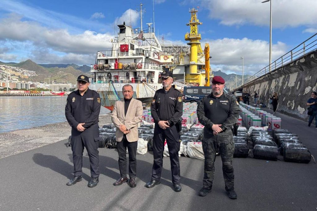 A cocaína passou pelo Brasil - 13/01/2026 - Elio Gaspari