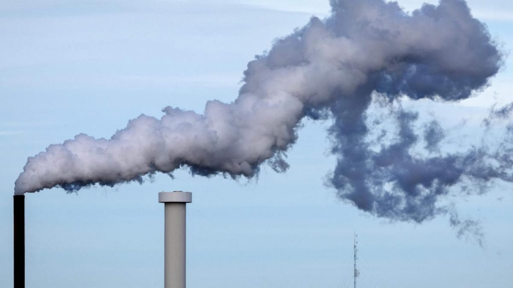 A la industria no hay quien la descarbonice