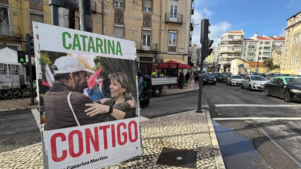 Abren los centros de votación en Portugal para elegir al sucesor de Marcelo Rebelo de Sousa en unas presidenciales con posible segunda vuelta