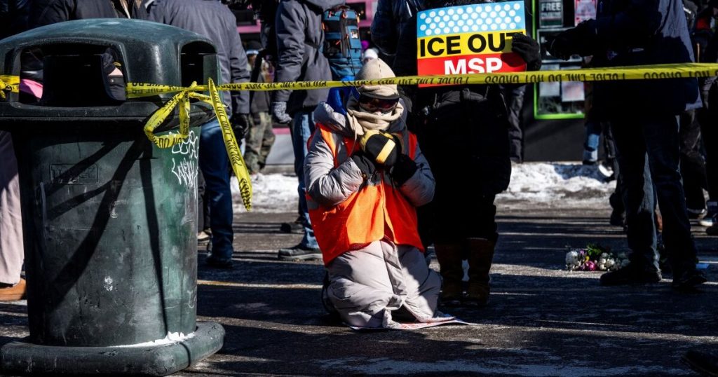 Agentes federales matan a tiros a un hombre en Minneapolis y desatan protestas Agentes federales matan a tiros a un hombre en Minneapolis y desatan protestas