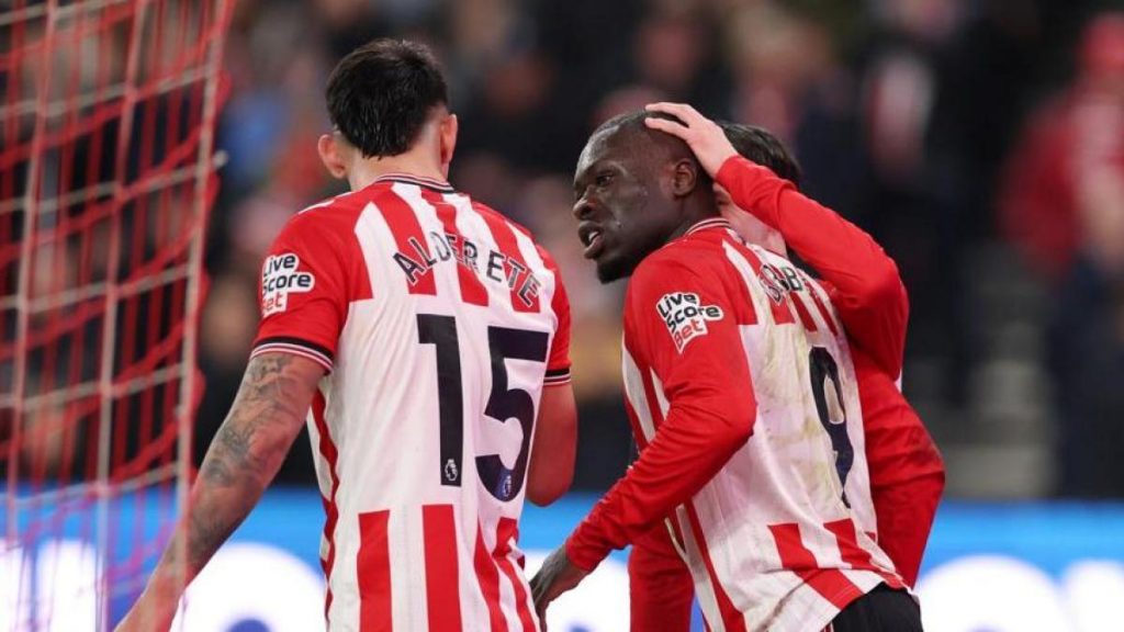 Al Crystal Palace, ya sin Guéhi, no le basta con Yéremy Pino