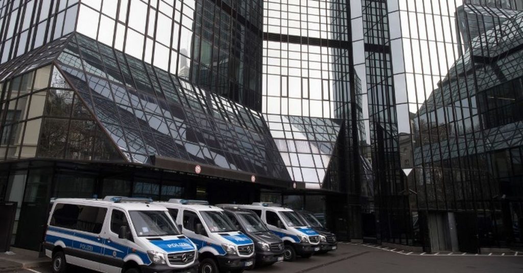 Allanamiento en oficinas de Deutsche Bank en Alemania por sospechas de blanqueo - Mundo