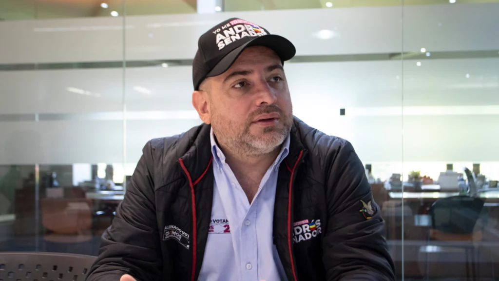Andrés Bedoya, candidato al Senado por el movimiento que fundó ‘Fico’ Gutiérrez Andrés Bedoya, candidato al Senado por el movimiento que fundó 'Fico' Gutiérrez