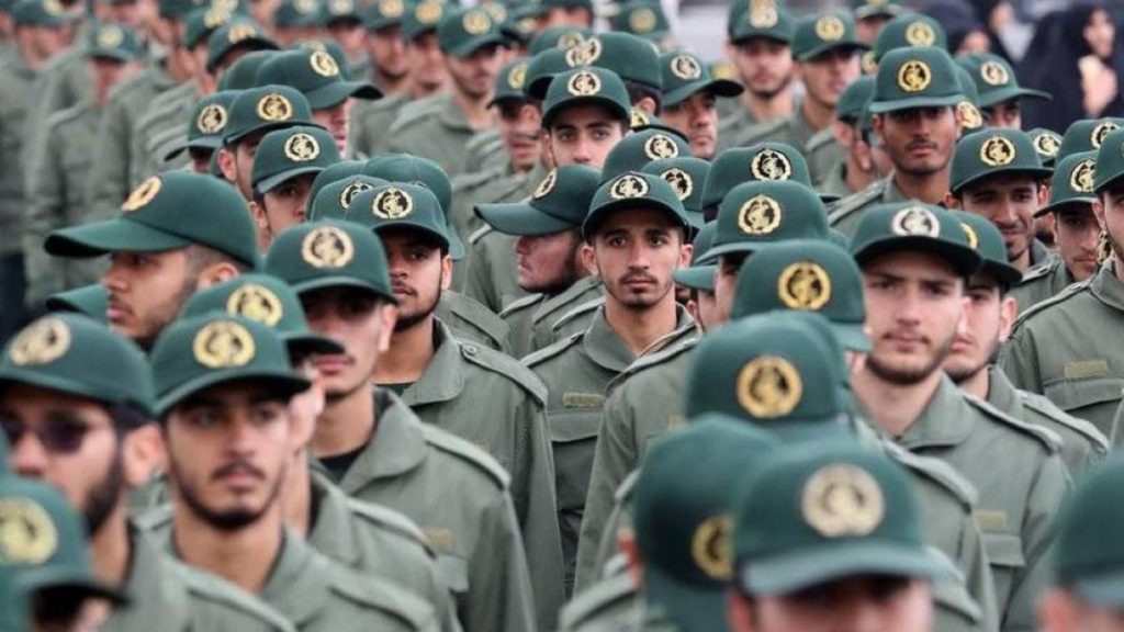 Así es la Guardia Revolucionaria iraní, el ejército ideológico que sostiene al régimen islámico de los ayatolás