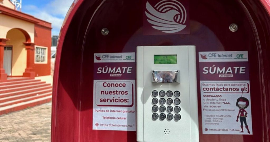 Aunque es "un modelo rezagado", CFE Telecom revive las cabinas telefónicas, ¿cuál es su objetivo?