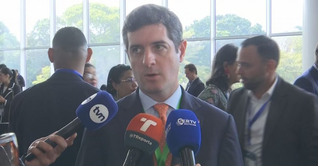 Autoridades destacadas oportunidades de inversión y empleos en Foro Económico Internacional - Nacionales