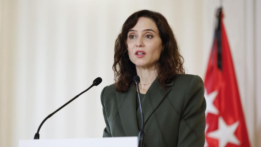 Ayuso sopesa no reunirse con los grupos de la oposición en el inicio del curso político Ayuso sopesa no reunirse con los grupos de la oposición en el inicio del curso político