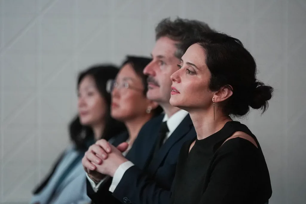 Ayuso ya pide "responsabilidades politicas" por el accidente de Adamuz: "El Gobierno impone el silencio porque no tiene a quien encalomar la culpa"