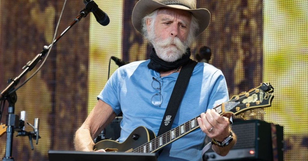 Bob Weir, guitarrista y fundador de la banda Grateful Dead, murió a los 78 años – Show TVN Bob Weir, guitarrista y fundador de la banda Grateful Dead, murió a los 78 años - Show TVN