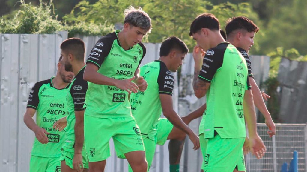 Bolivia encara este domingo otra prueba antes del repechaje