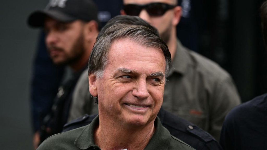 Bolsonaro es trasladado a una cárcel con condiciones más favorables