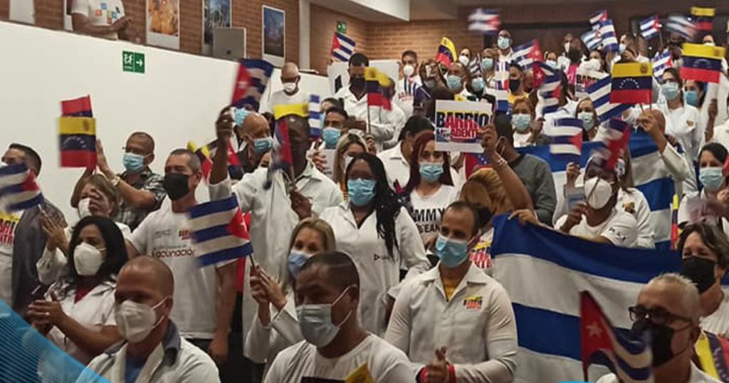 Brigadas médicas cubanas podrían regresar a la isla ante la tensa situación en Venezuela