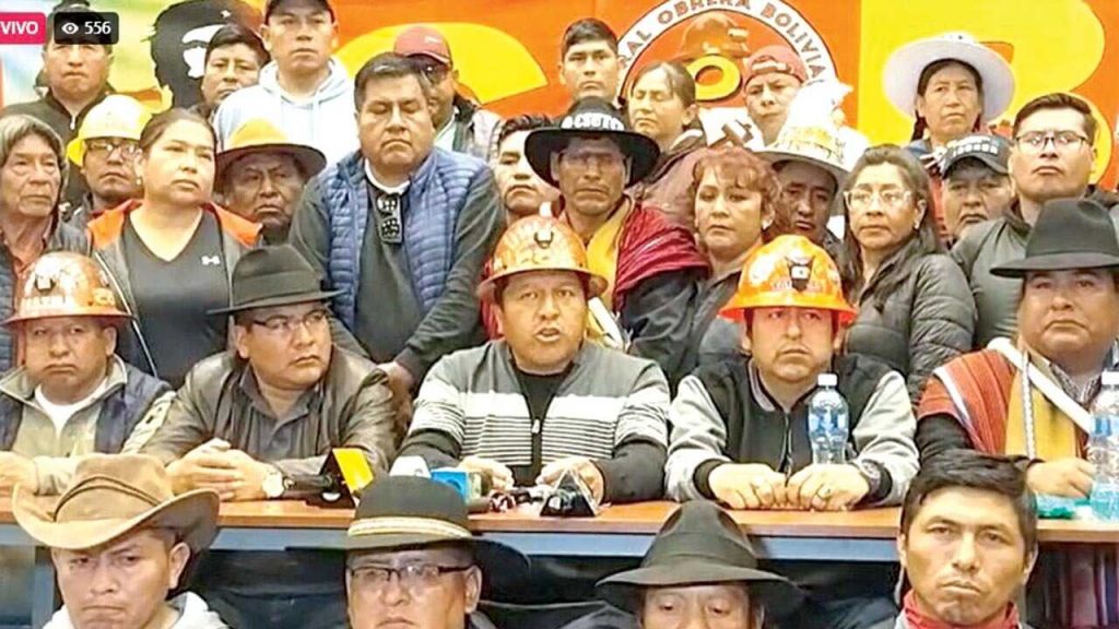 COB exige abrogación ‘inmediata’ de 3 decretos; protestas se masifican COB exige abrogación 'inmediata' de 3 decretos; protestas se masifican