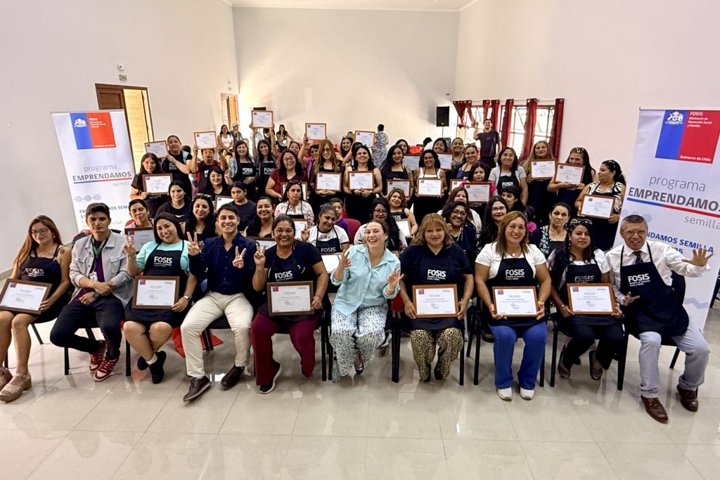 Cerca de 450 atacameños se certifican para impulsar microemprendimientos en la región Cerca de 450 atacameños se certifican para impulsar microemprendimientos en la región