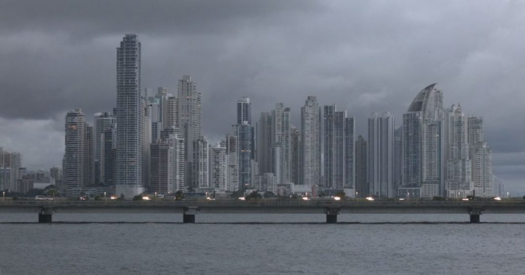 Clima en Panamá: lluvias en el Caribe y condiciones secas en el Pacífico podrían registrarse este viernes - Nacionales