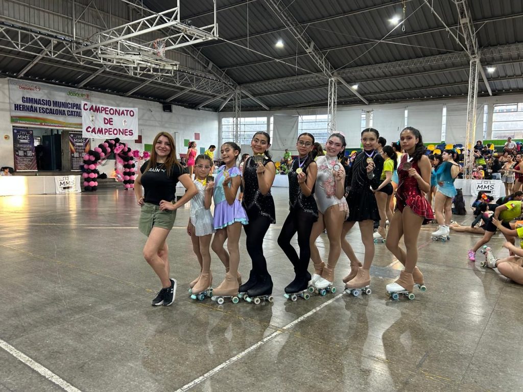Club de Patinaje “Sueño Sobre Ruedas” logró una destacada actuación en Competencia Nacional Club de Patinaje “Sueño Sobre Ruedas” logró una destacada actuación en Competencia Nacional