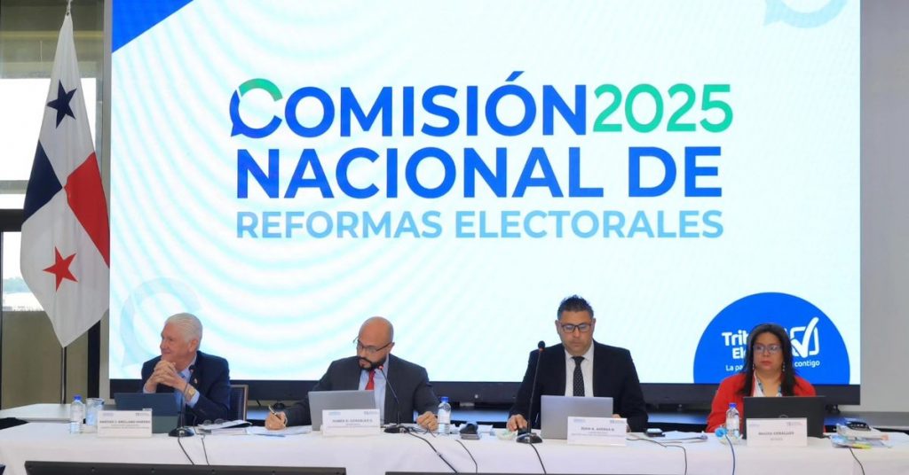 Comisión de Reformas Electorales suspende sesiones por dos semanas para ampliar análisis sobre circuitos plurinominales – Nacionales Comisión de Reformas Electorales suspende sesiones por dos semanas para ampliar análisis sobre circuitos plurinominales - Nacionales