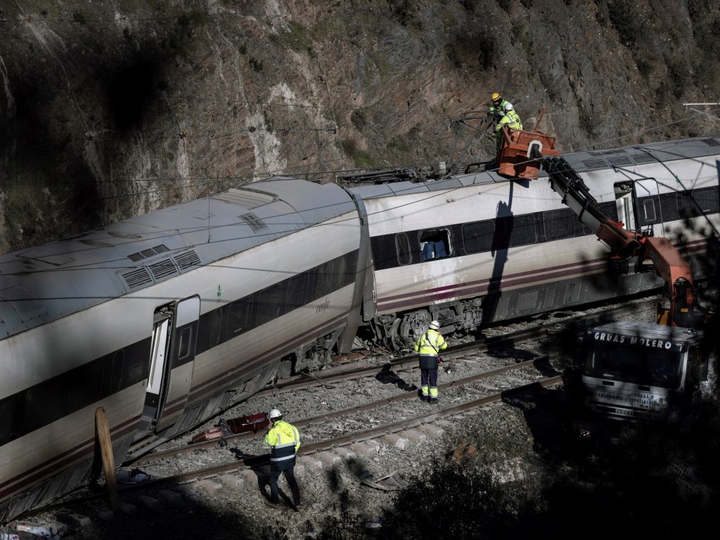 Cómo un fotógrafo se topó con una imagen clave del choque de trenes en España Cómo un fotógrafo se topó con una imagen clave del choque de trenes en España