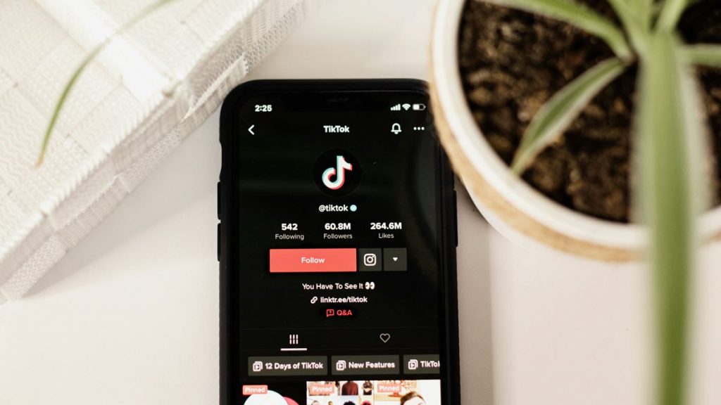 Cómo usar la función Smart Split en TikTok para cortar vídeos largos