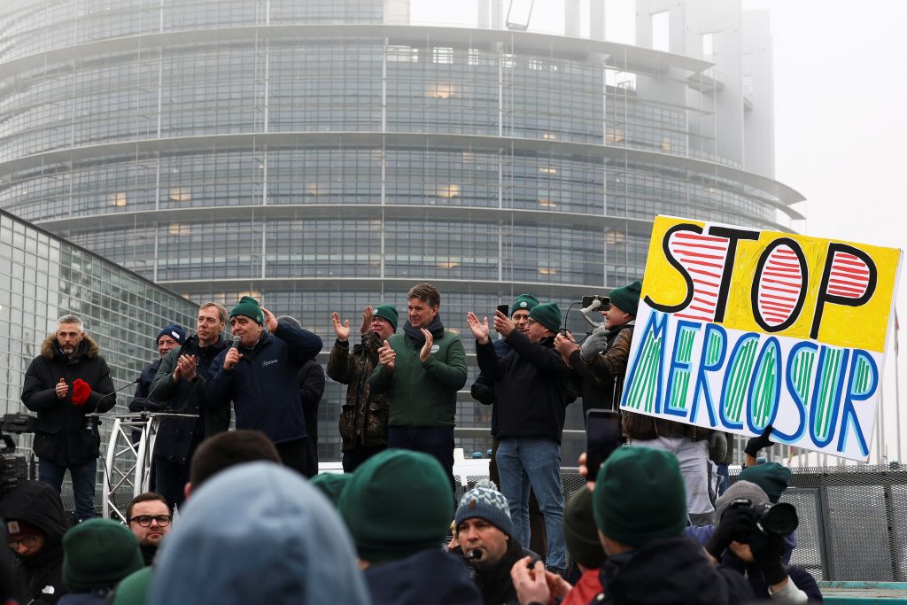 Con foco en el acuerdo Mercosur-UE, Apex reforçará promoción do Brasil na Europa: ‘Vamos a mostrar que país não é bicho-papão’ Con foco en el acuerdo Mercosur-UE, Apex reforçará promoción do Brasil na Europa: 'Vamos a mostrar que país não é bicho-papão'