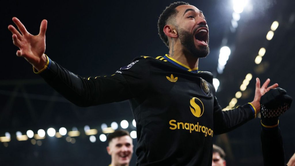 Con pintura de Matheus Cunha no fim, United vence o líder Arsenal en juego de 5 goles