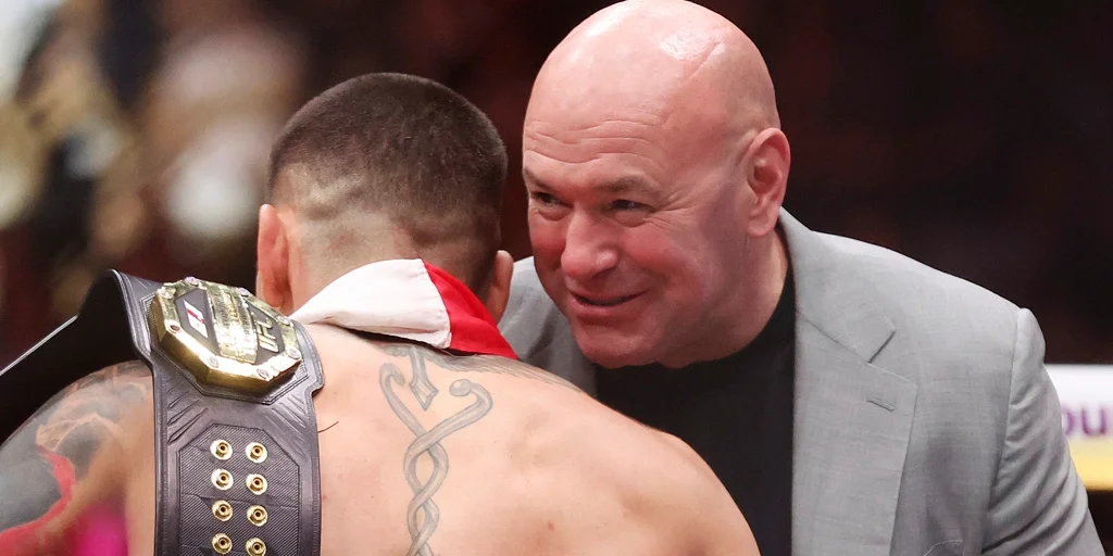 Dana White responde a las críticas que considera «demasiado político» el evento de la UFC en la Casa Blanca Dana White responde a las críticas que considera «demasiado político» el evento de la UFC en la Casa Blanca