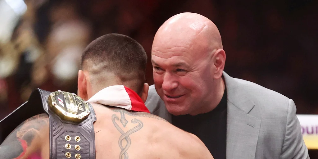 Dana White ya se frota las manos con el próximo combate de Ilia Topuria: «Va a ser divertido» Dana White ya se frota las manos con el próximo combate de Ilia Topuria: «Va a ser divertido»