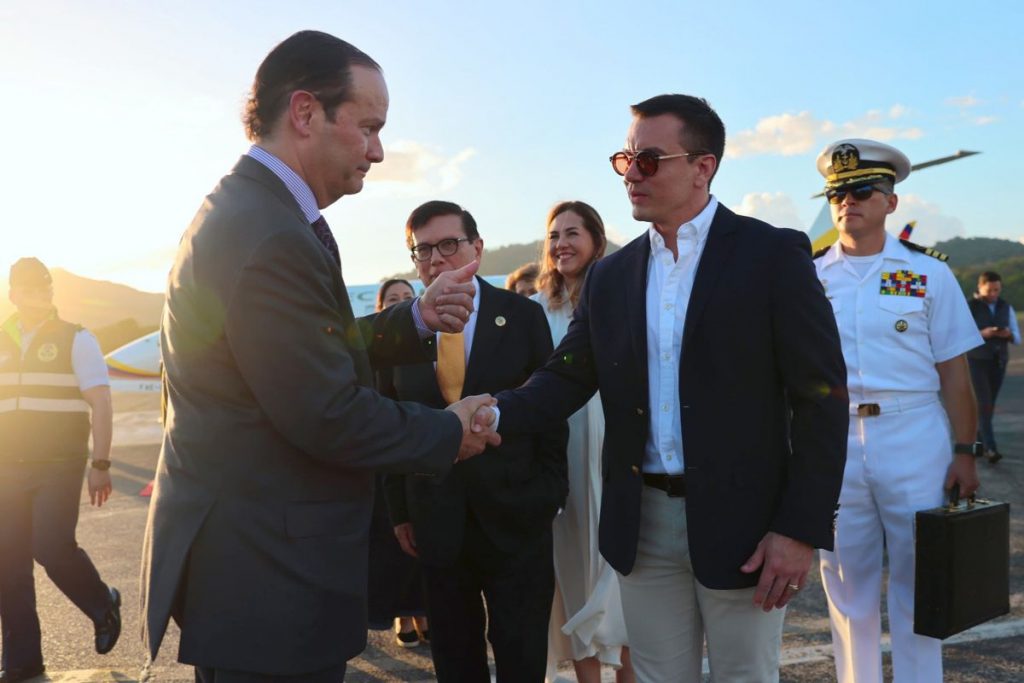 Daniel Noboa y Gustavo Petro ya están en Panamá y se encontrarán en la instalación del Foro. Daniel Noboa y Gustavo Petro ya están en Panamá y se encontrarán en la instalación del Foro.