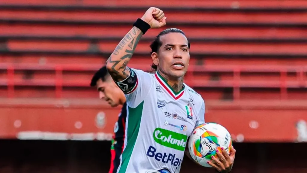 Dayro Moreno alcanzó el récord que solo tenía Cristiano Ronaldo, ¿se enfrentará en el Mundial?