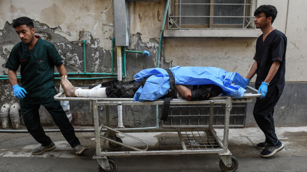 Decenas de muertos en un ataque separatista baluche en el suroeste de Pakistán Decenas de muertos en un ataque separatista baluche en el suroeste de Pakistán