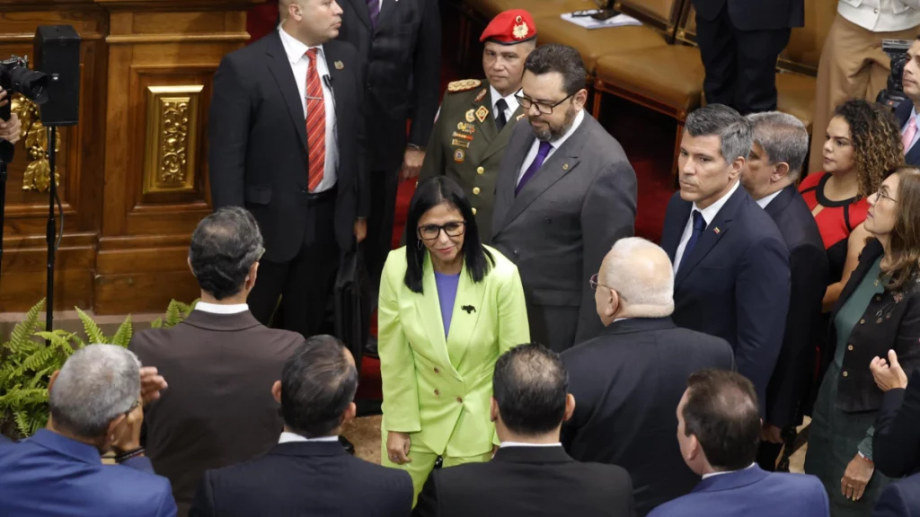 Delcy Rodríguez anunció nueva reforma para el sector petrolero de Venezuela tras captura de Nicolás Maduro por Estados Unidos: esto propuso