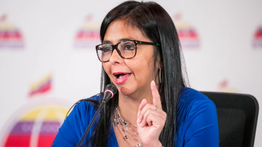 Delcy Rodríguez llama a convocar un 'verdadero diálogo de todos los sectores políticos' de Venezuela, incluyendo a la oposición